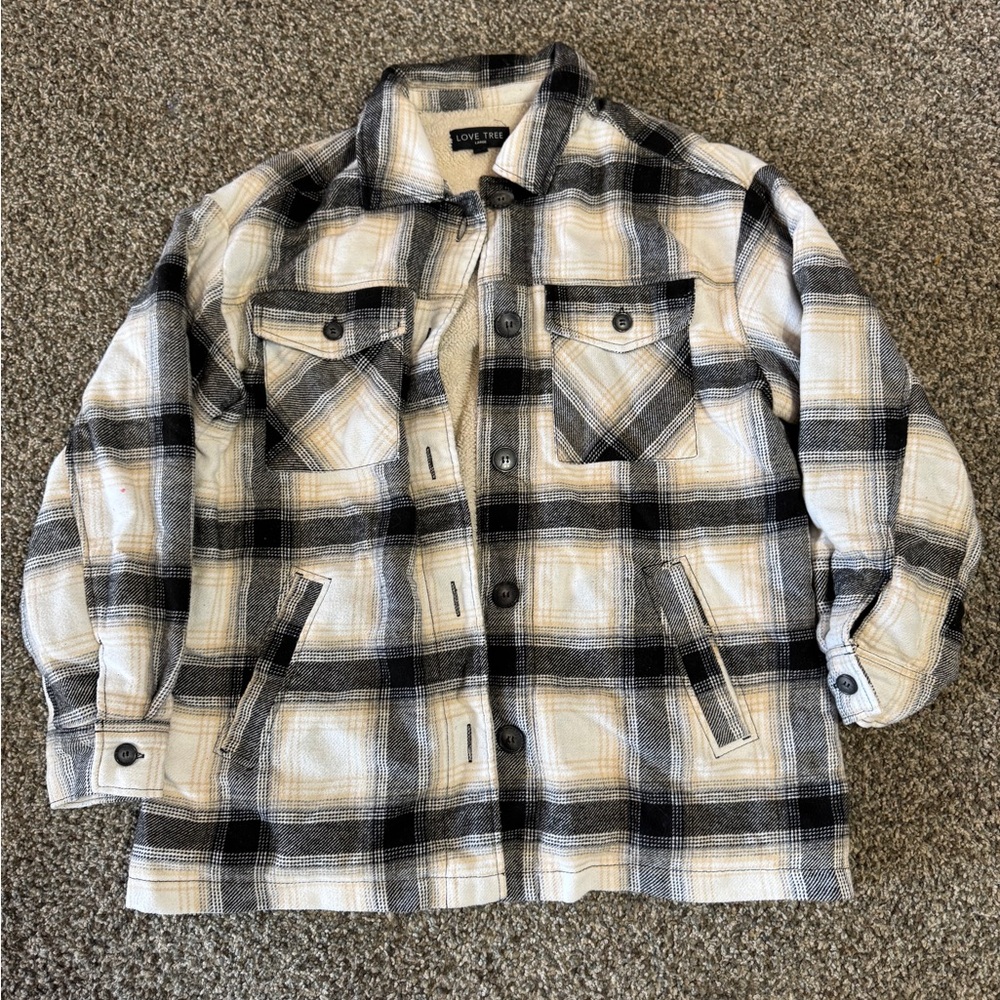 Love Tree Plaid Shirt Jacket - Black and Cream